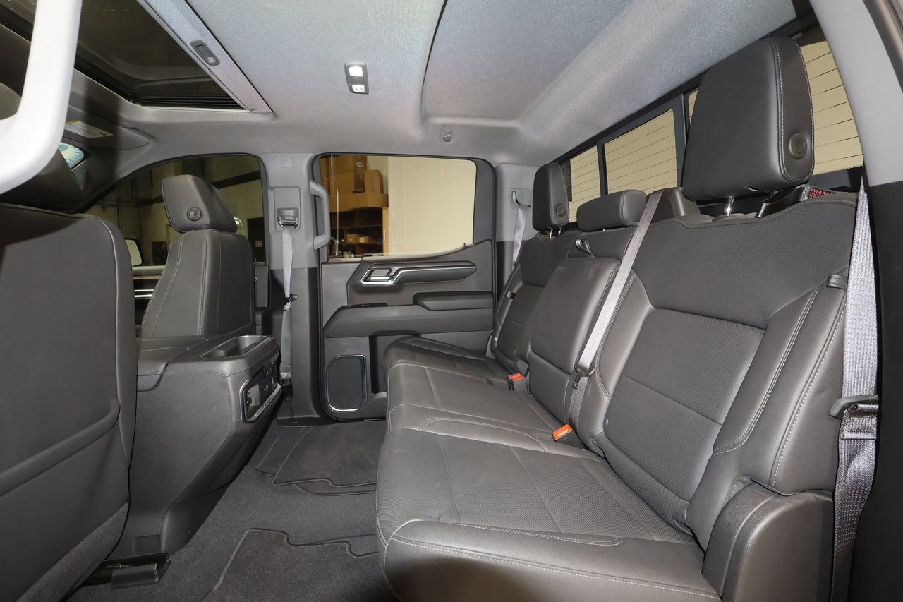 Used 2024 GMC Sierra 1500 SLT w/ SLT Premium Plus Package image 24