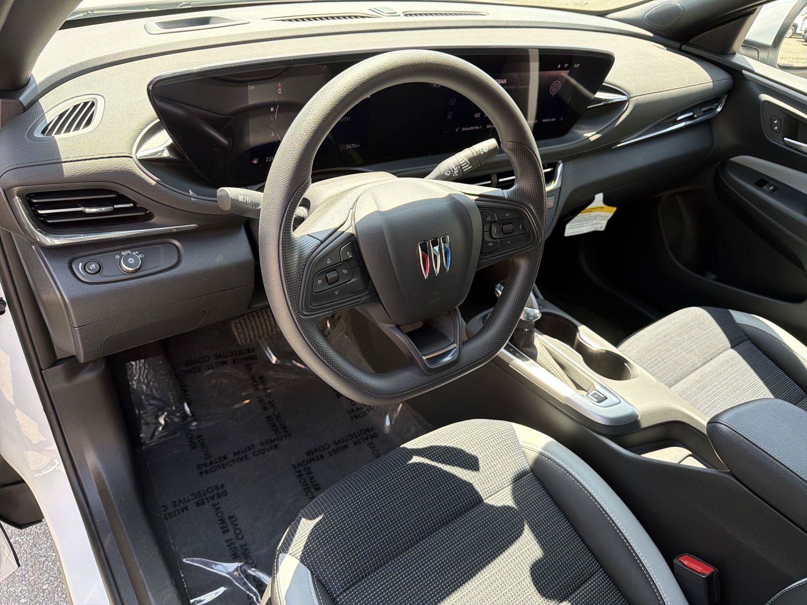 Used 2025 Buick Envista Preferred FWD image 9