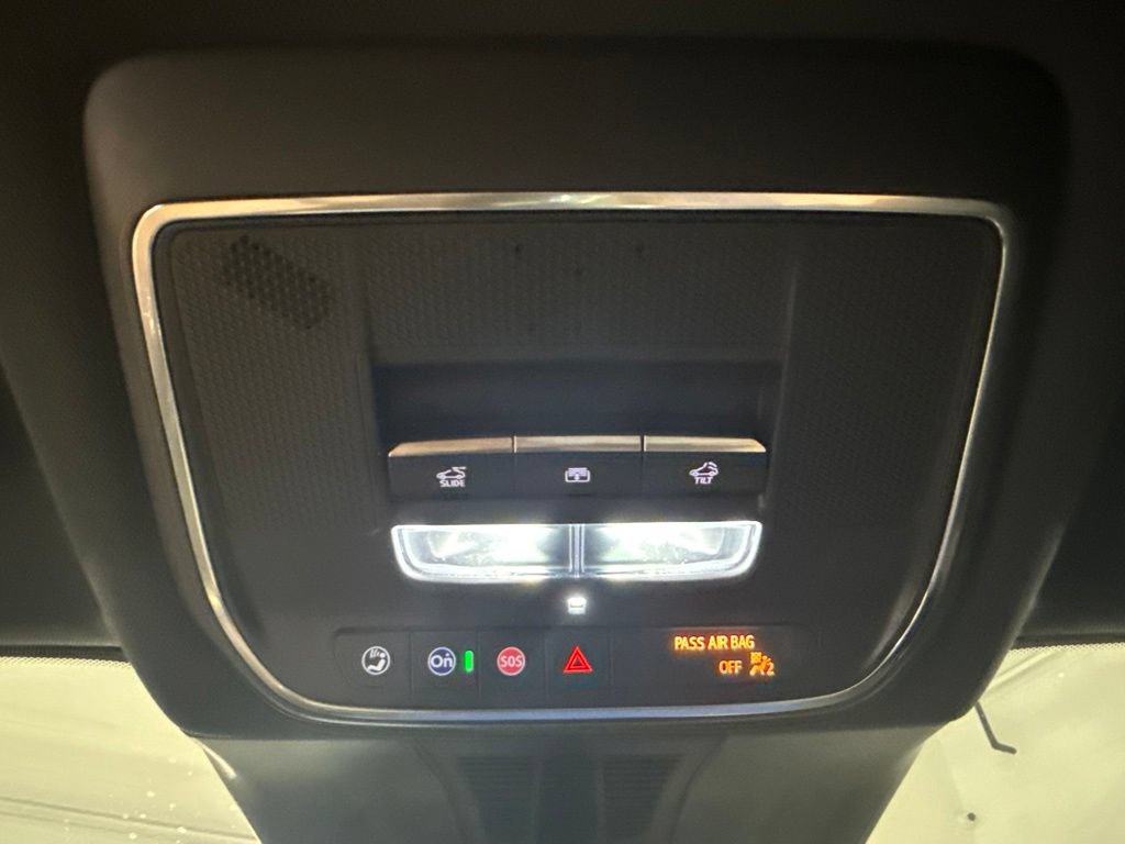 Used 2024 Chevrolet Blazer EV RS RWD image 25