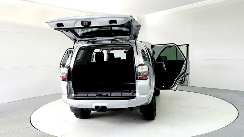 Certified 2023 Toyota 4Runner SR5 Premium w/ Moonroof Package AWD/4WD image 11
