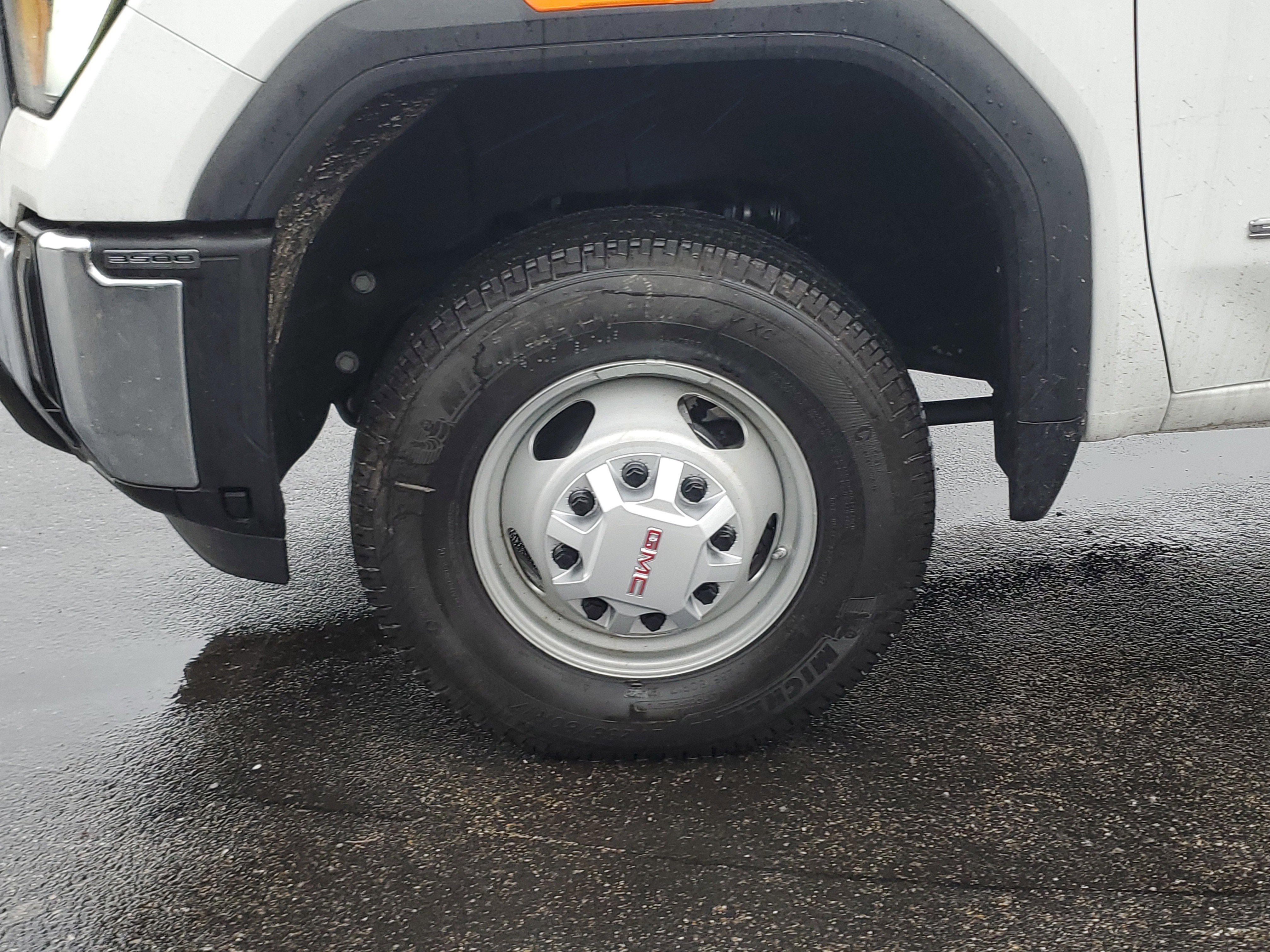 New 2025 GMC Sierra 3500 Pro w/ Convenience Package image 10