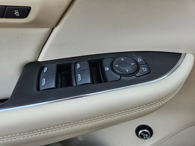 Used 2022 Buick Envision Avenir w/ Technology Package II image 31