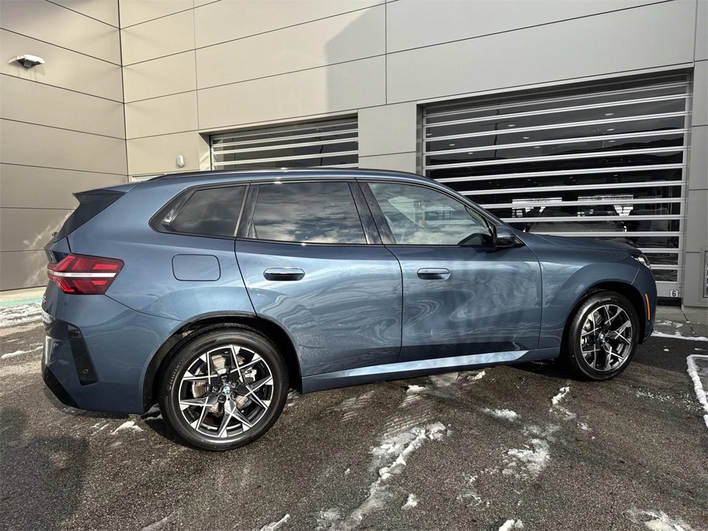 Used 2025 BMW X3 xDrive30i w/ M Sport Package image 7