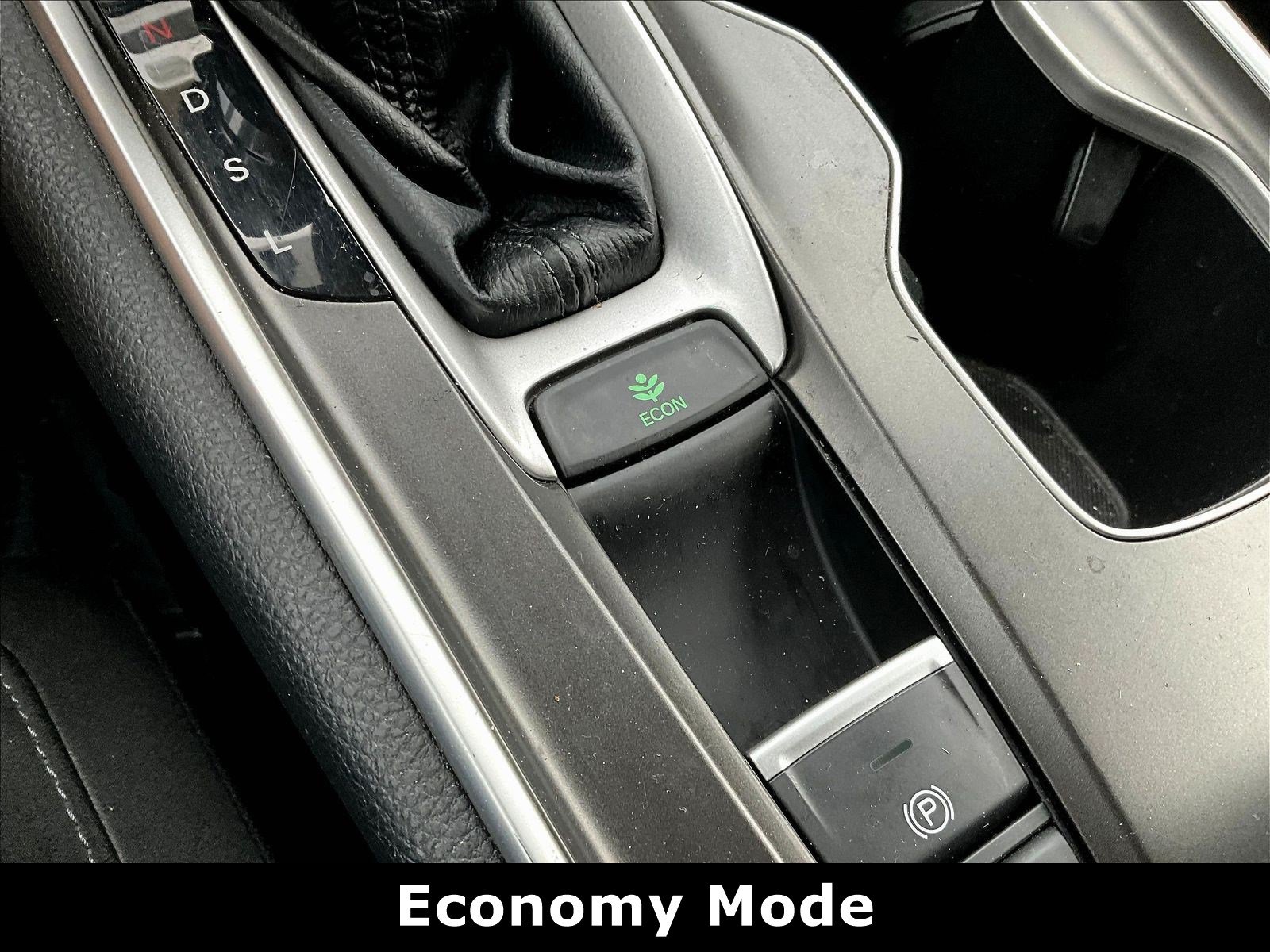 Used 2019 Honda Accord EX image 14