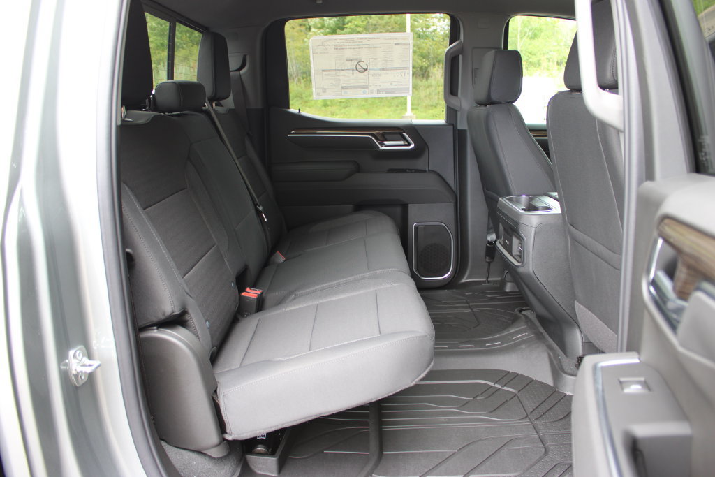 New 2026 Chevrolet Silverado 1500 LT w/ Safety Package AWD/4WD image 42