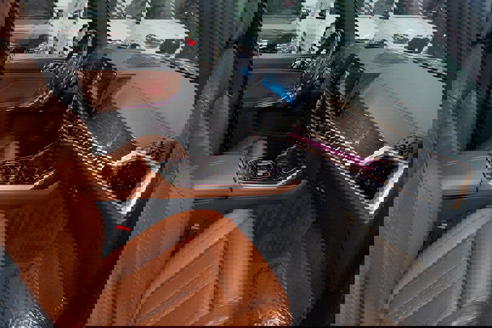 Used 2023 BMW X7 M60i image 54