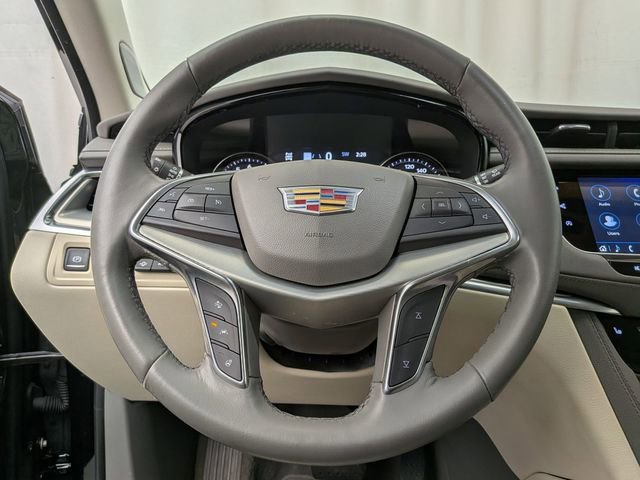 Certified 2023 Cadillac XT5 Premium Luxury w/ Technology Package AWD/4WD image 10