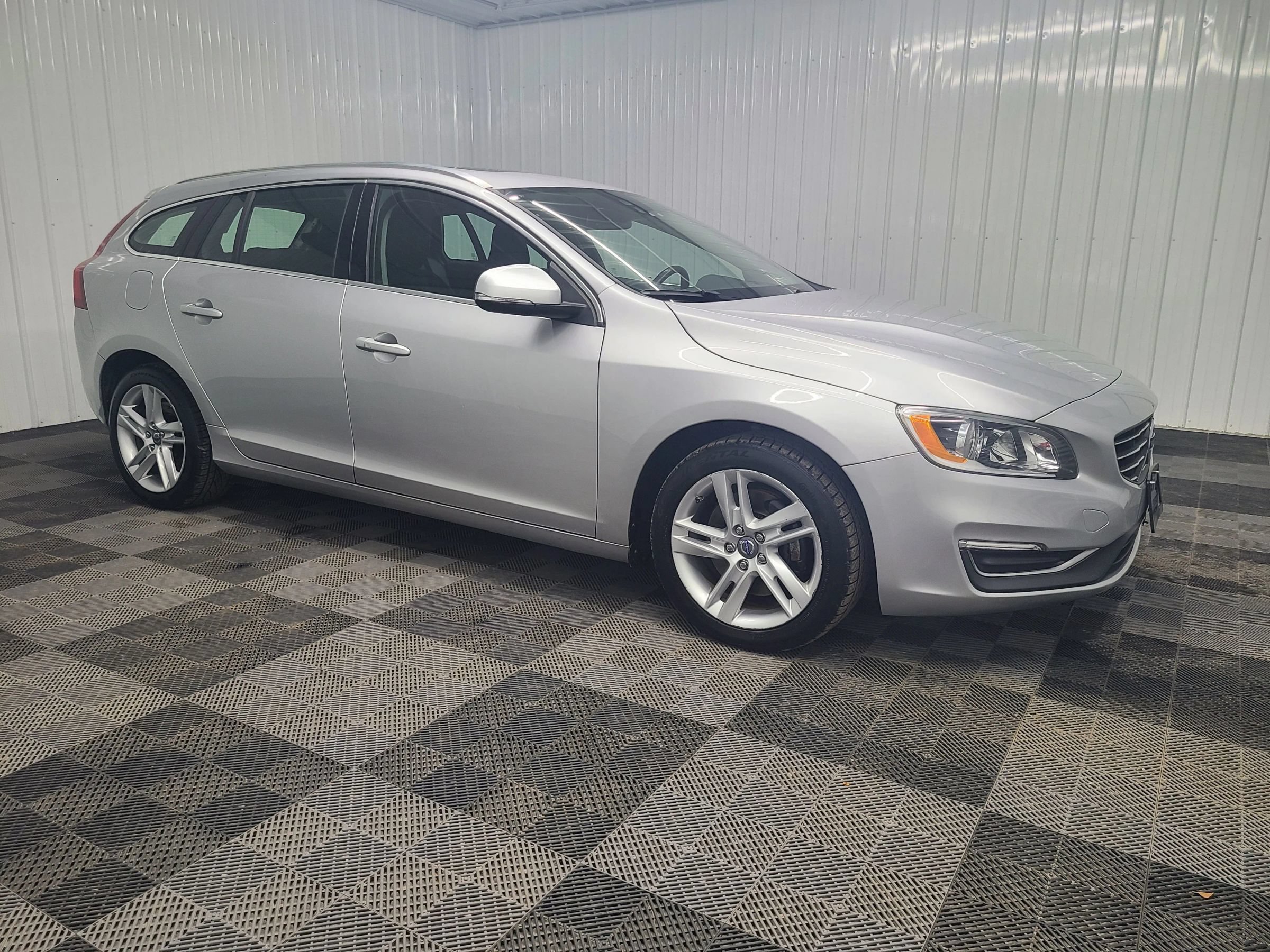 Used 2015 Volvo V60 T5 Premier