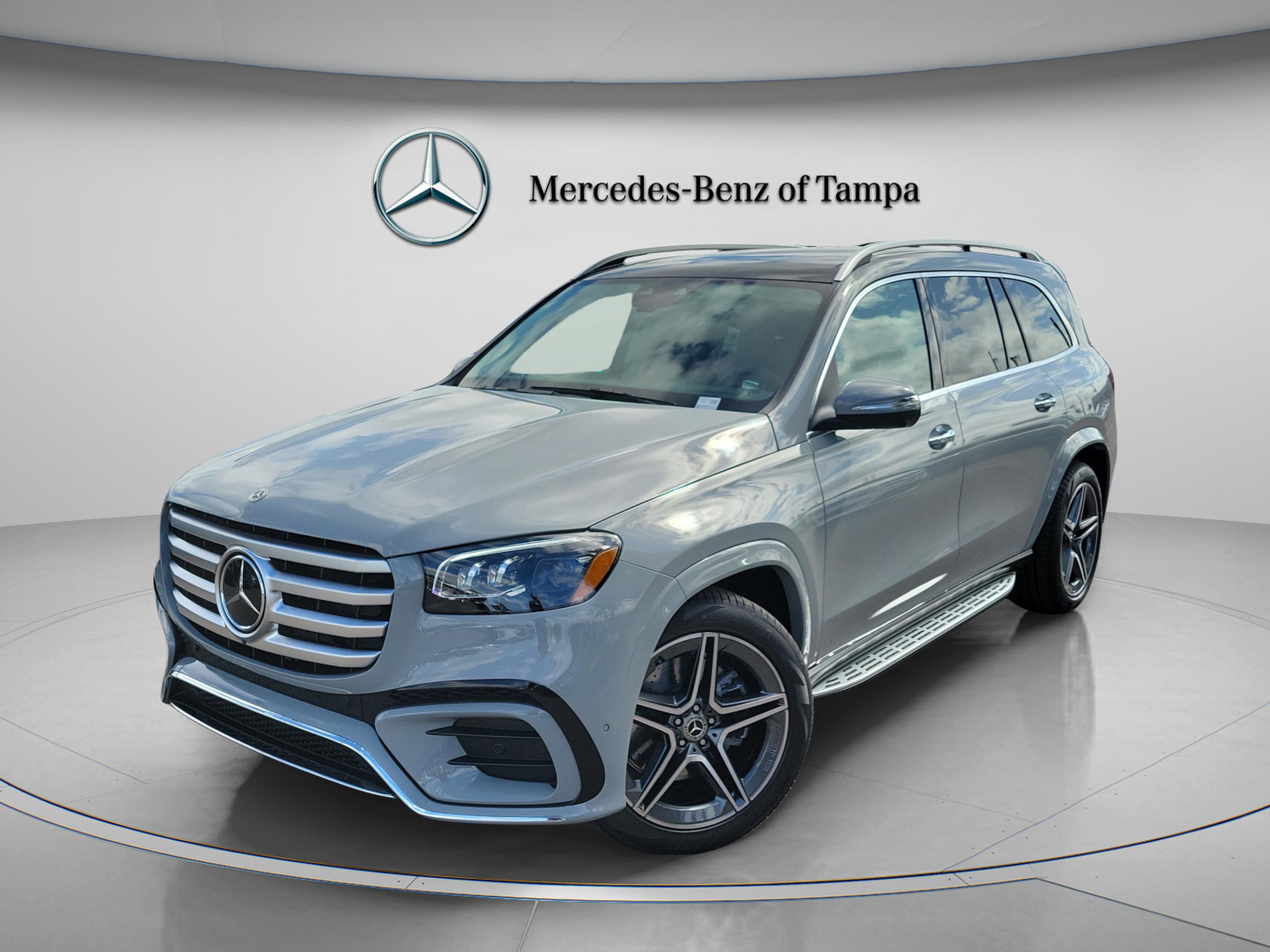 New 2026 Mercedes-Benz GLS 450 4MATIC image 1