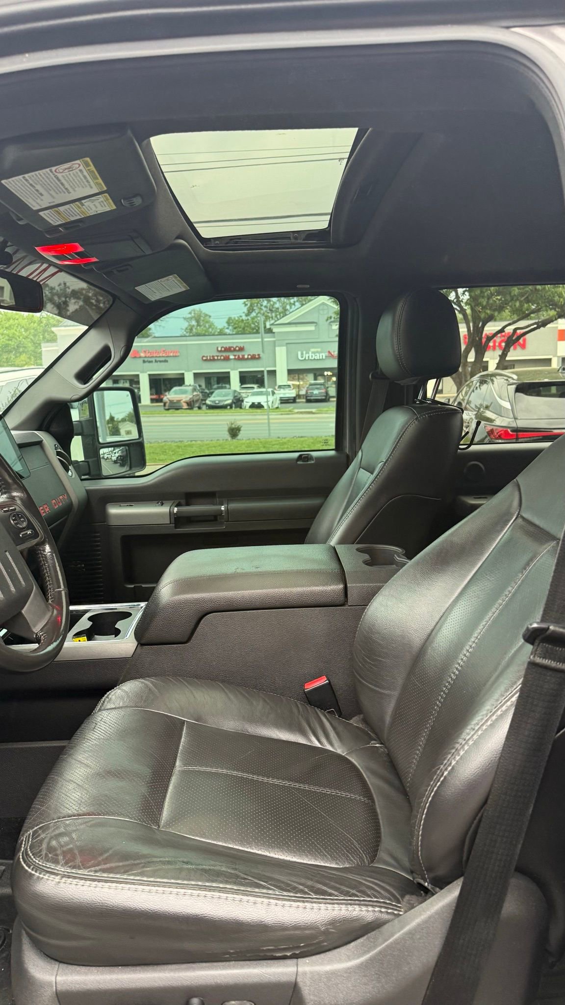 Used 2012 Ford F250 Lariat w/ Lariat Ultimate Pkg AWD/4WD image 33