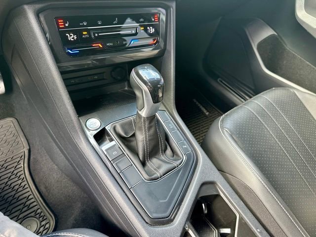Used 2022 Volkswagen Tiguan SE R-Line image 31