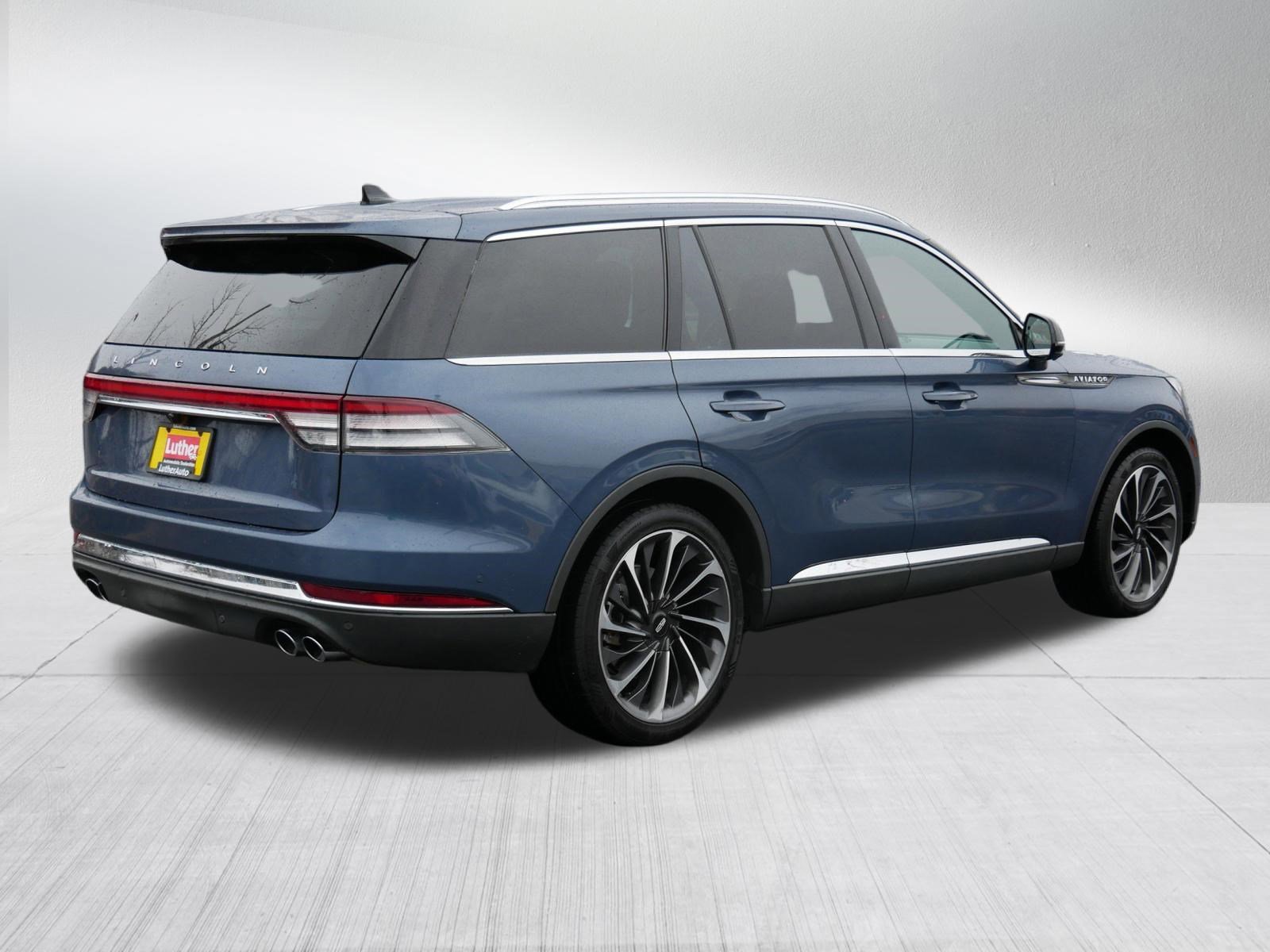 Used 2021 Lincoln Aviator Reserve w/ Equipment Group 202A image 7