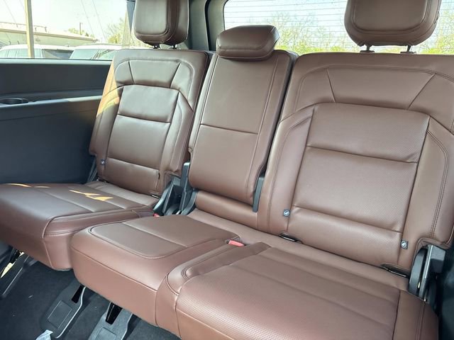 New 2026 Lincoln Navigator L Reserve AWD/4WD image 19
