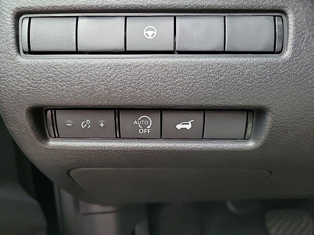 New 2026 Nissan Rogue Dark Armor AWD/4WD image 12