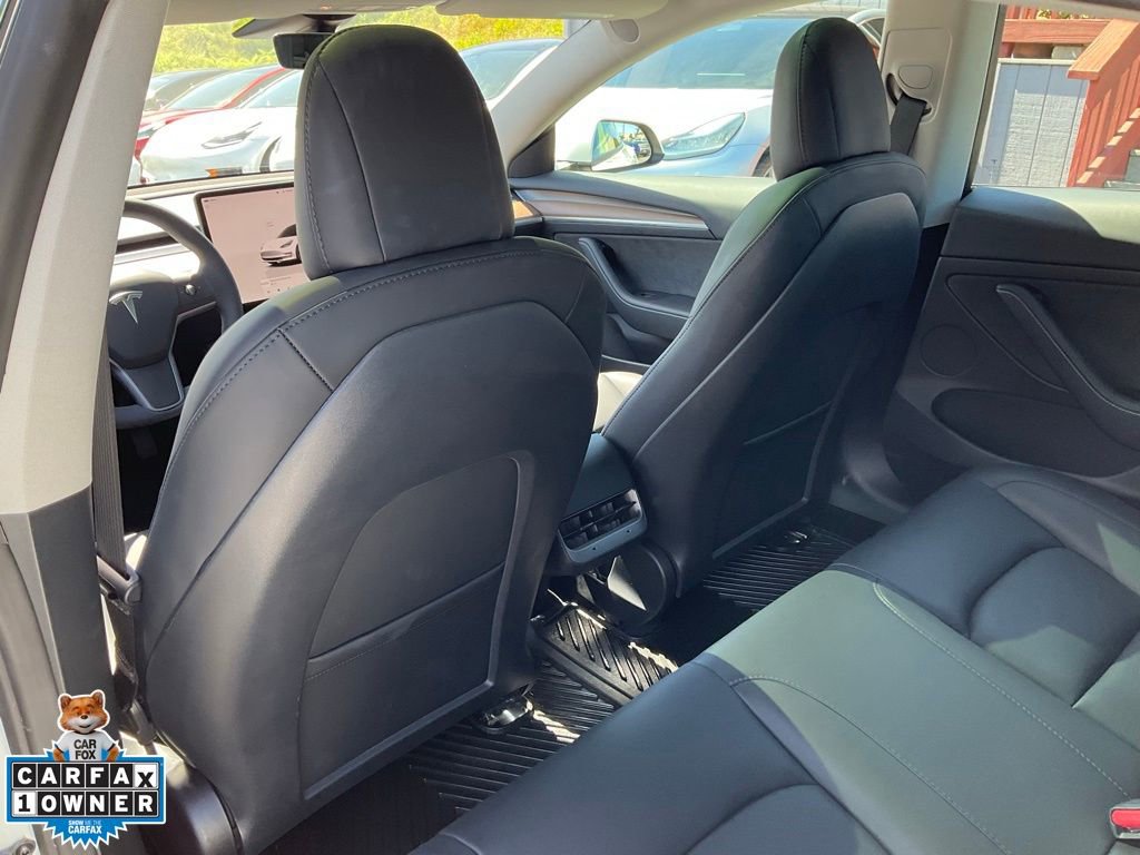 Used 2023 Tesla Model 3 Standard Range image 33