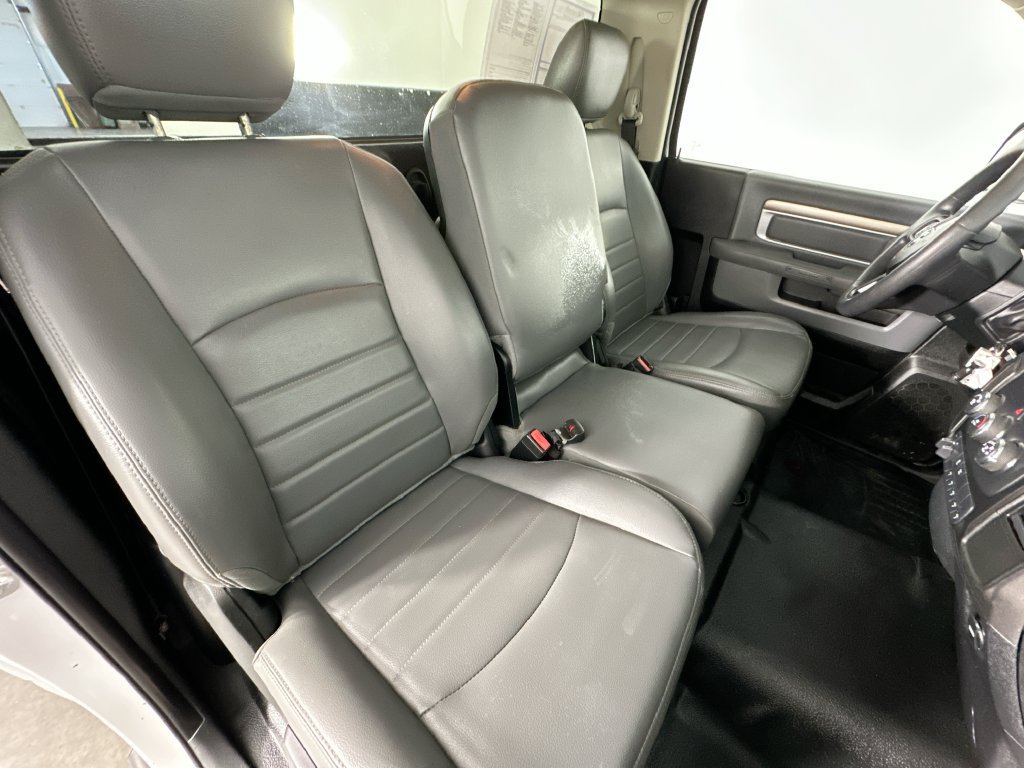 Used 2018 RAM 2500 Tradesman w/ Power & Remote Entry Group RWD image 12