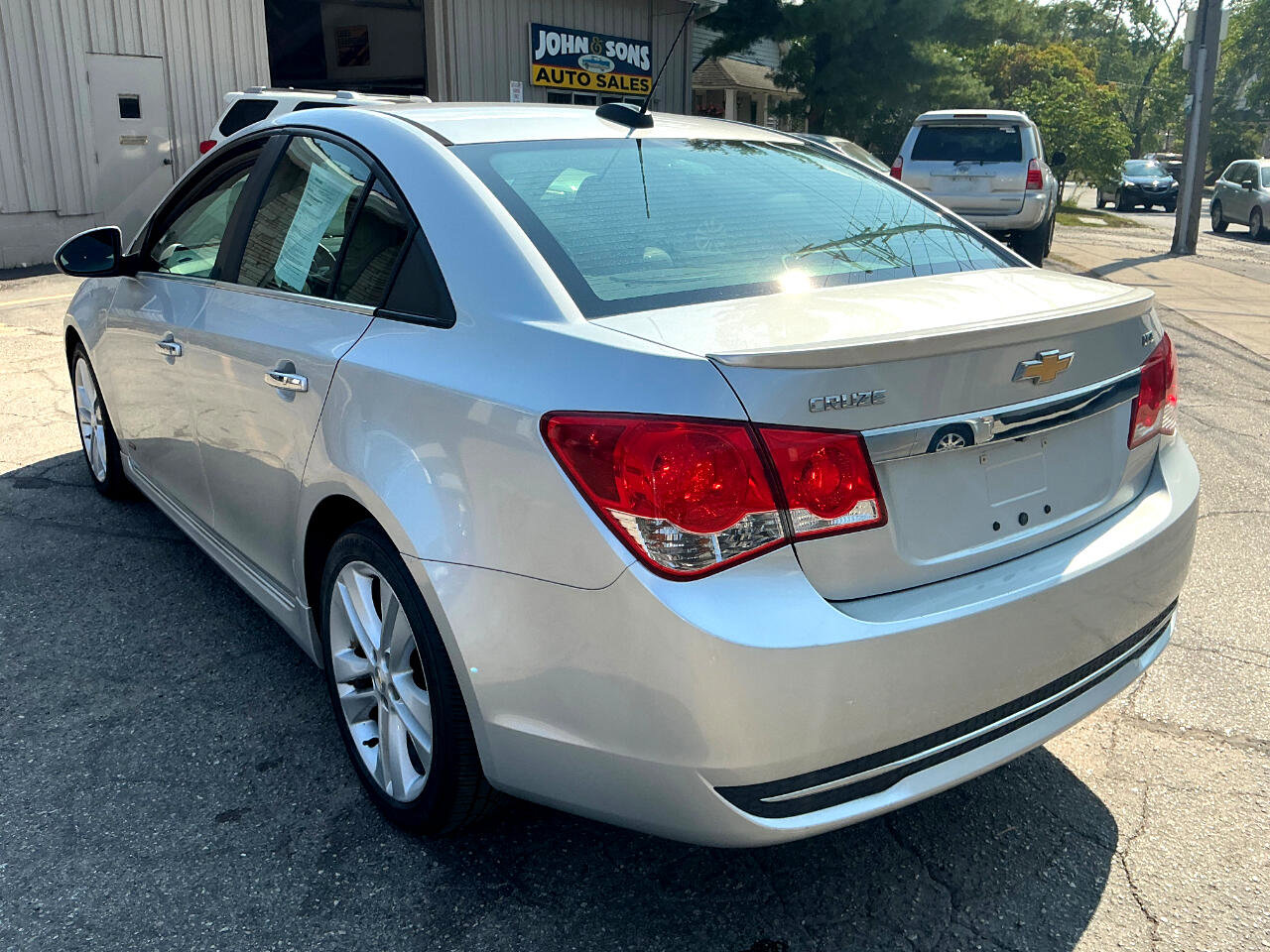 Used 2015 Chevrolet Cruze LTZ w/ Sun, Sound and Sport Package image 5