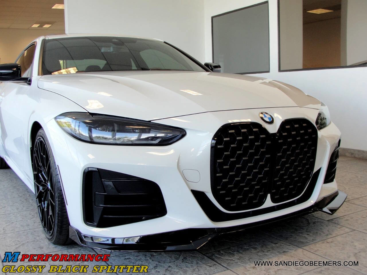 Used 2024 BMW M440i Coupe w/ Premium Package RWD image 9