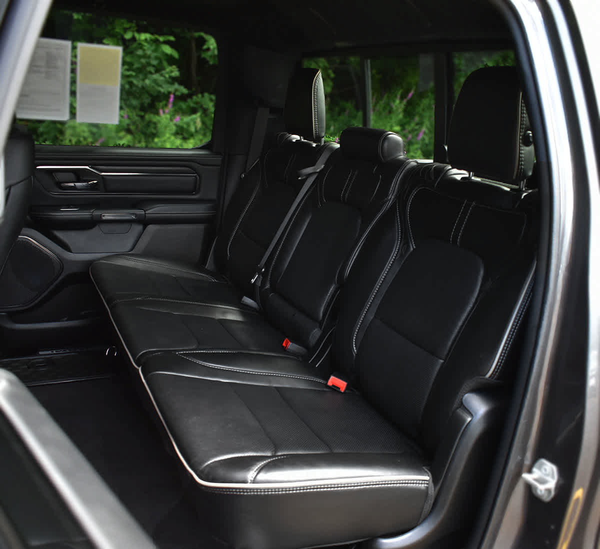 Used 2024 RAM 1500 Limited w/ Off Road Group AWD/4WD image 12
