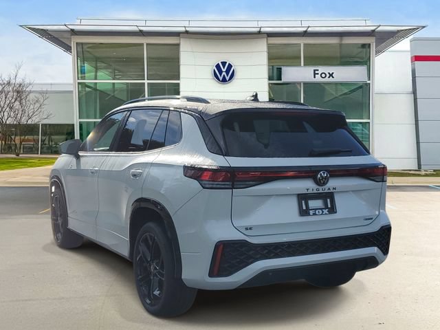 New 2026 Volkswagen Tiguan SE R-Line AWD/4WD image 3