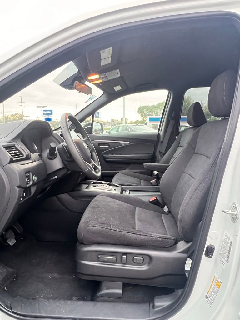 Used 2022 Honda Pilot Sport image 22