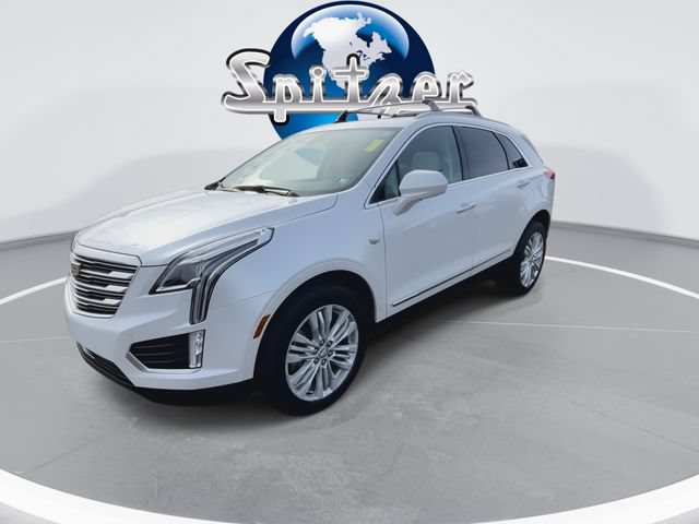 Used 2017 Cadillac XT5 Premium Luxury AWD/4WD image 4