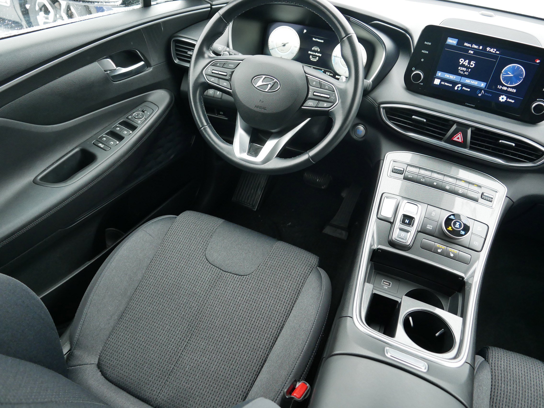 Certified 2022 Hyundai Santa Fe SEL w/ Convenience Package image 9