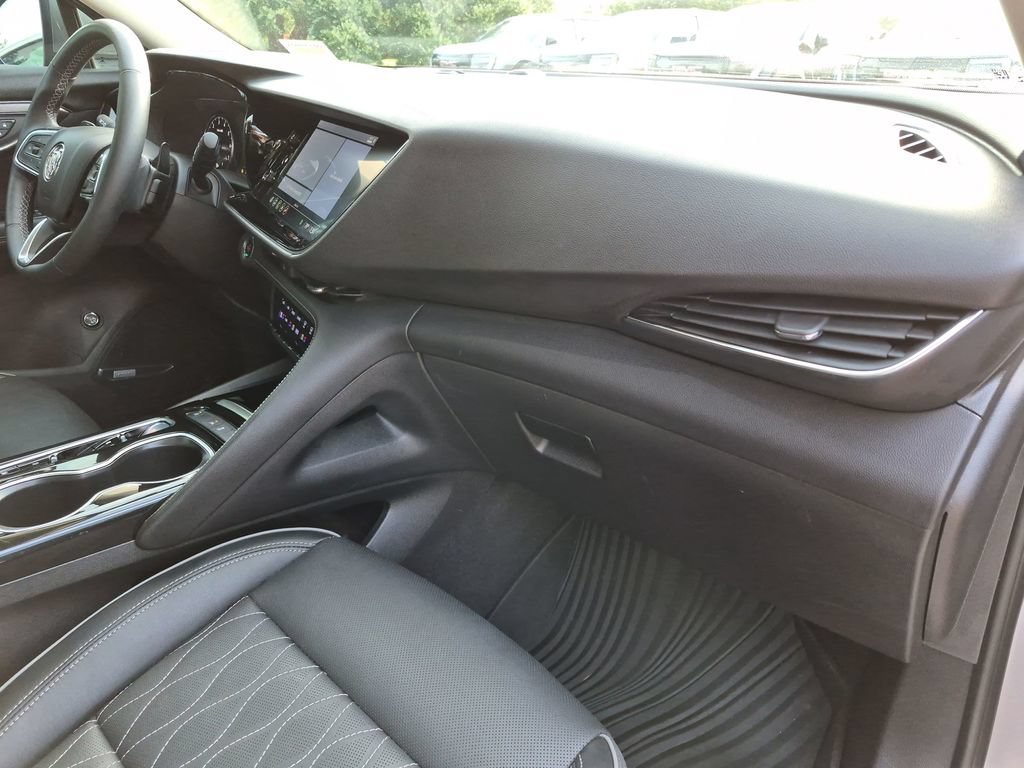 Used 2021 Buick Envision Avenir FWD image 38