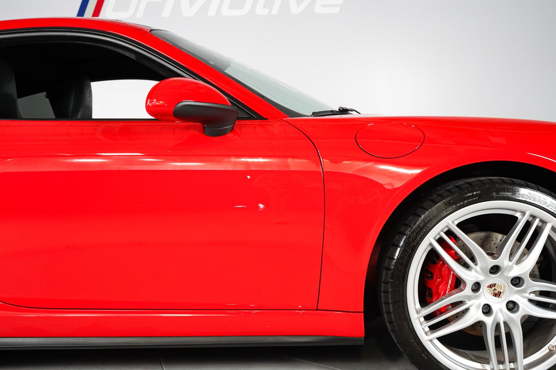 Used 2013 Porsche 911 Carrera 4 AWD/4WD image 32