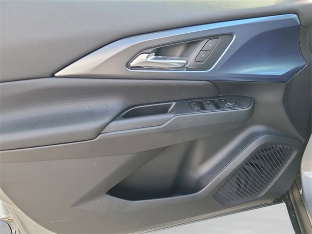 New 2026 Chevrolet Equinox EV LT image 19