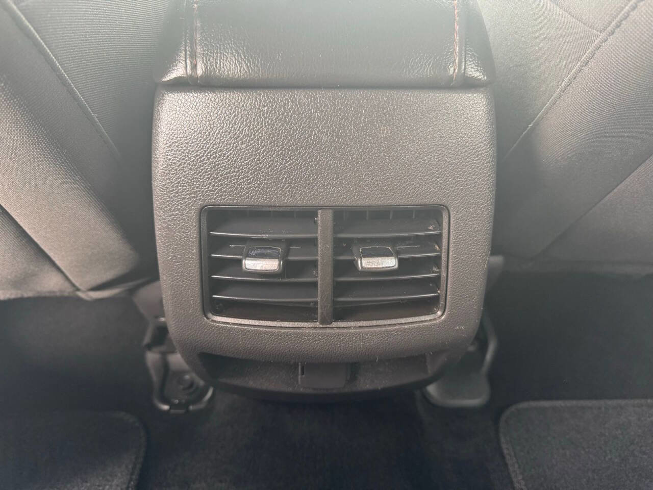 Used 2014 Ford Edge SEL w/ Equipment Group 201A AWD/4WD image 30