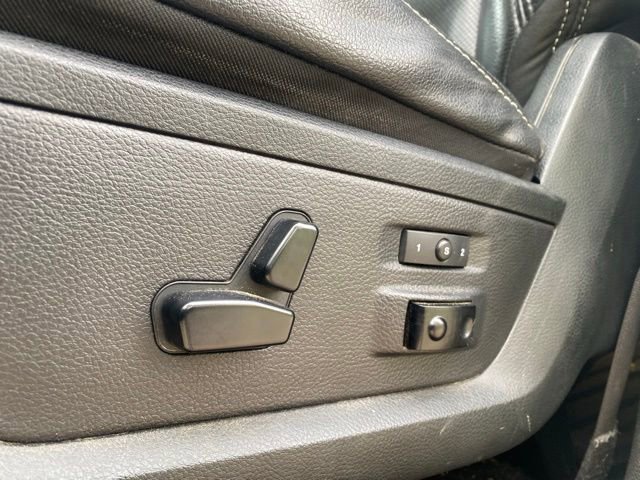Used 2018 RAM 2500 Laramie w/ Sport Appearance Group AWD/4WD image 16