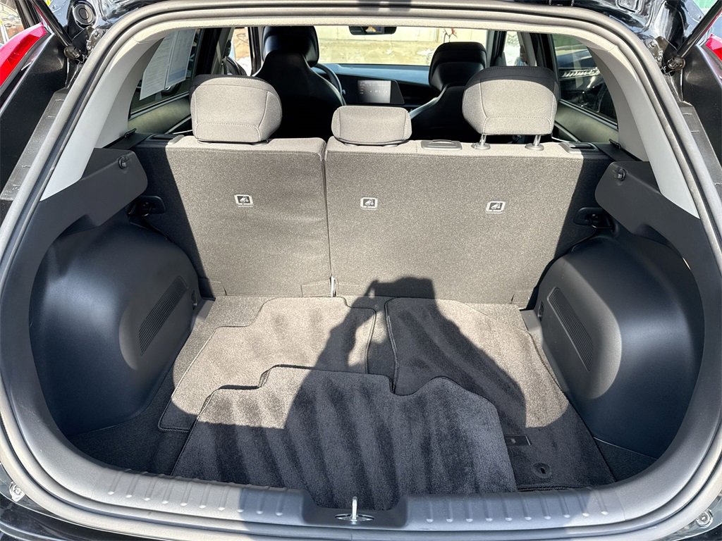 Used 2025 Kia Niro LX image 19