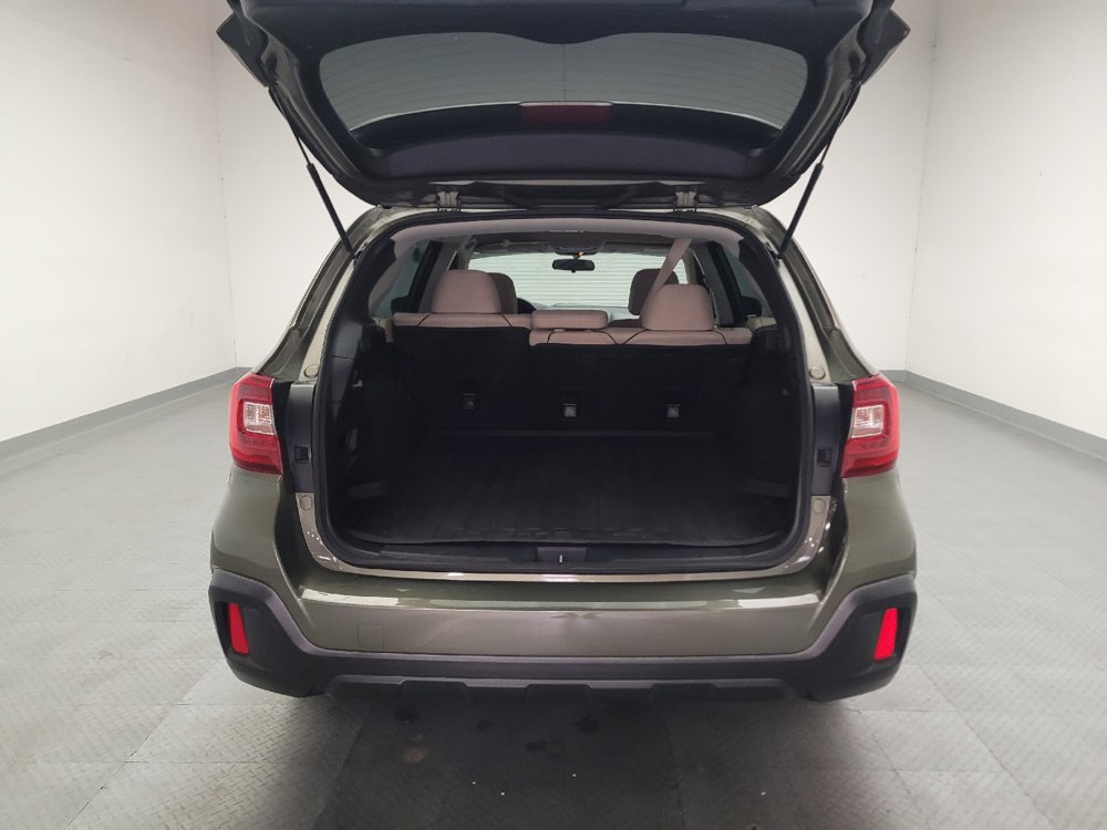 Used 2018 Subaru Outback 2.5i AWD/4WD image 29