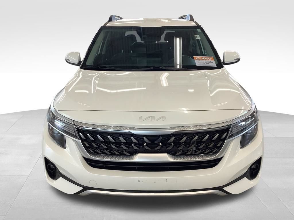 Certified 2023 Kia Seltos Nightfall Edition AWD/4WD image 24