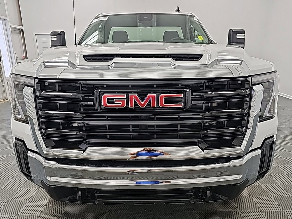 New 2025 GMC Sierra 3500 Pro image 3