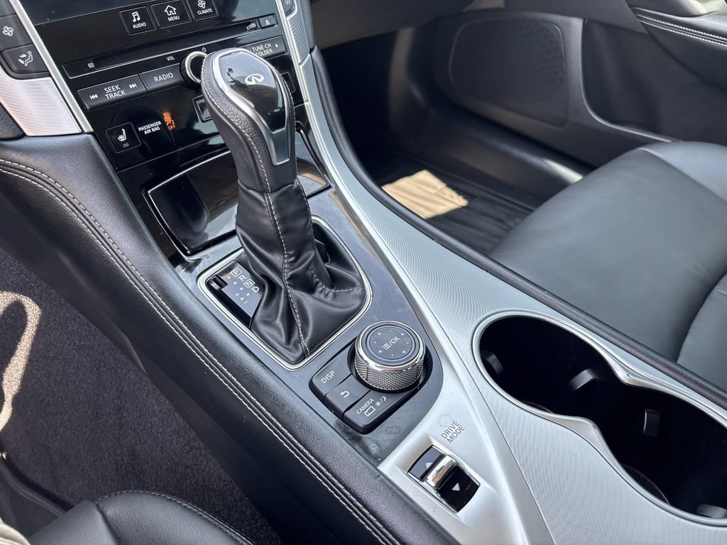 Used 2021 INFINITI Q50 Luxe w/ Cargo Package RWD image 16