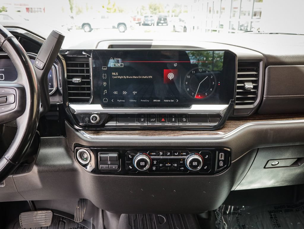 Used 2024 GMC Sierra 3500 SLE w/ SLE Convenience Package AWD/4WD image 18
