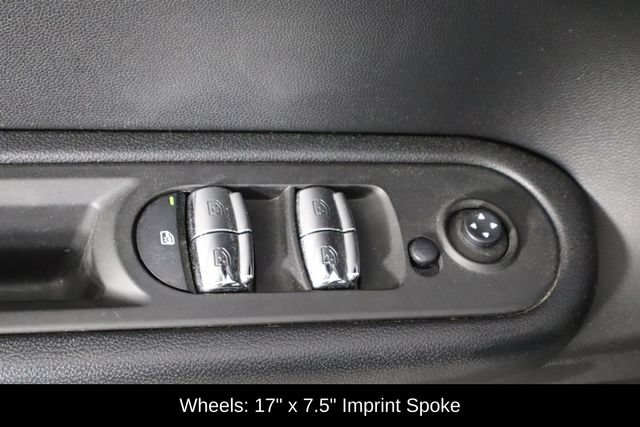 Used 2019 MINI Cooper Countryman FWD image 23