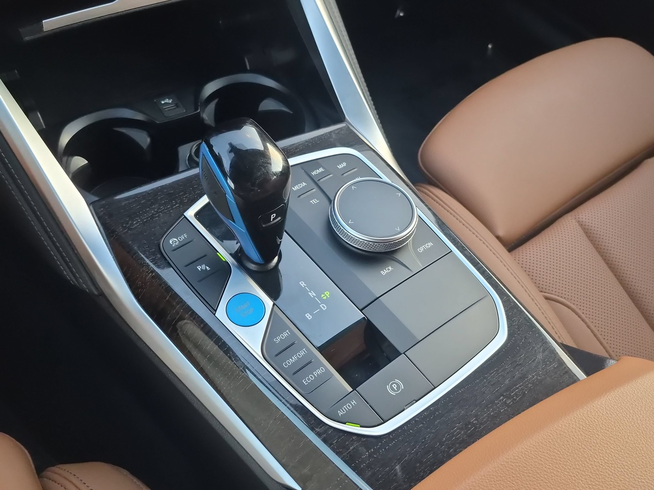Used 2023 BMW i4 eDrive40 w/ M Sport Package RWD image 27