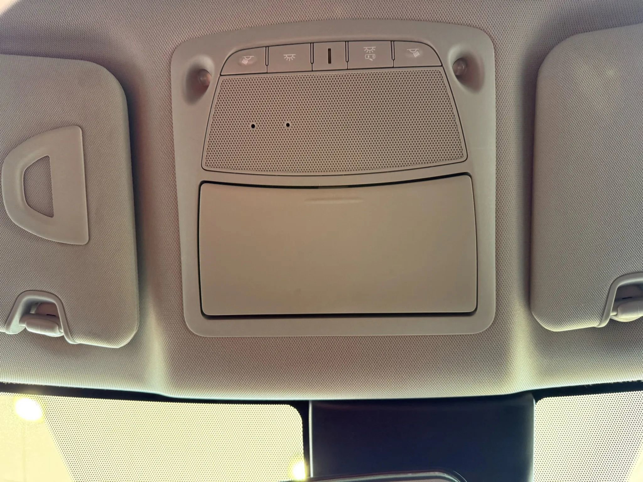 Used 2020 Nissan Rogue S image 19