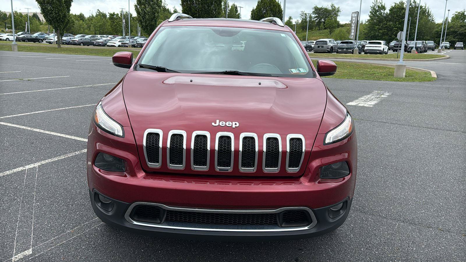 Used 2017 Jeep Cherokee Limited AWD/4WD image 15