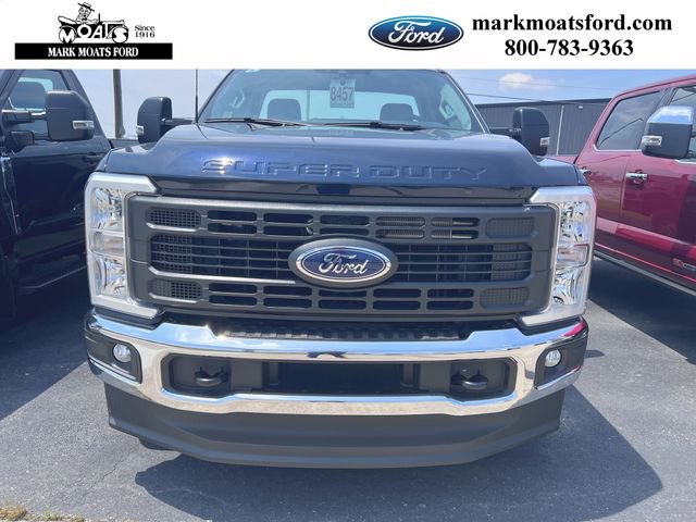 New 2025 Ford F250 XLT image 3