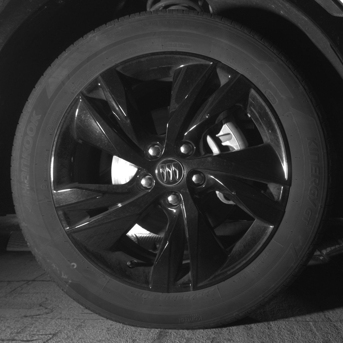 Used 2024 Buick Encore GX Sport Touring image 13