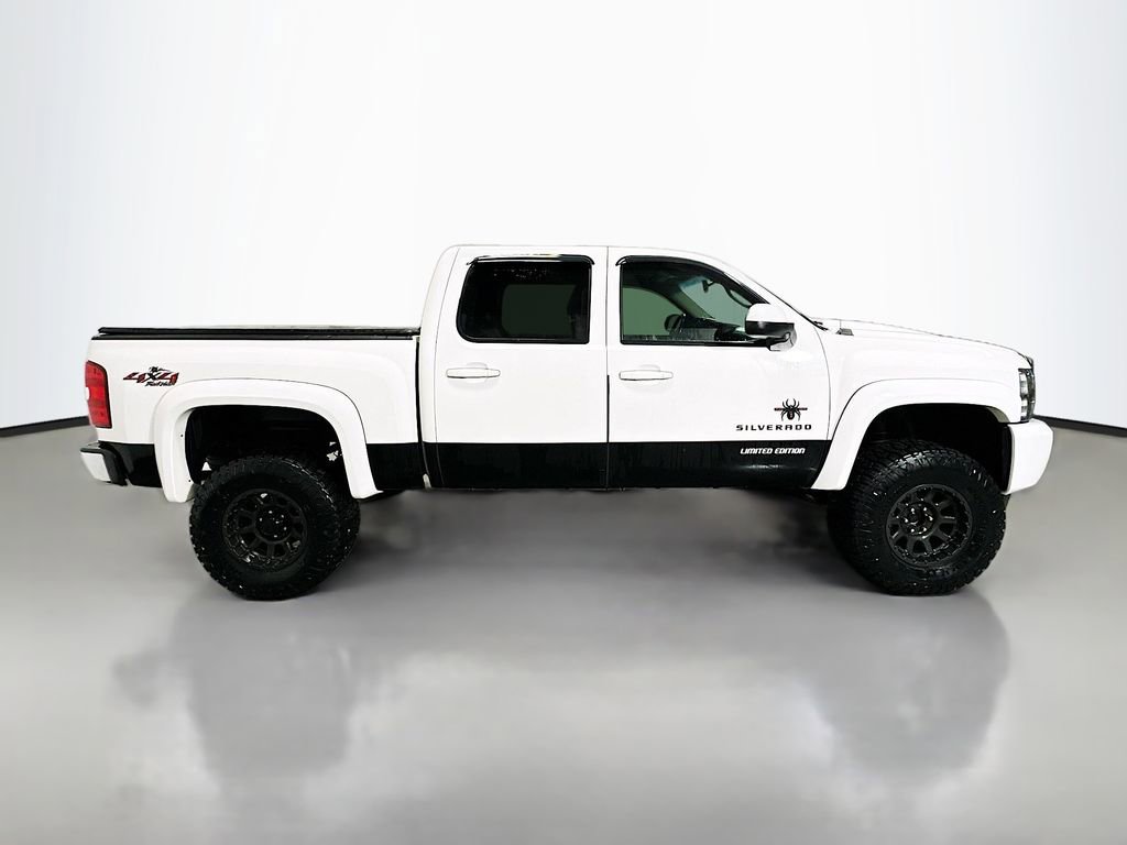 Used 2013 Chevrolet Silverado 1500 LT w/ All-Star Edition AWD/4WD image 9