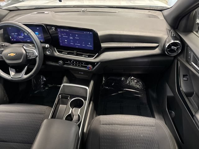 Used 2025 Chevrolet Equinox LT FWD image 13