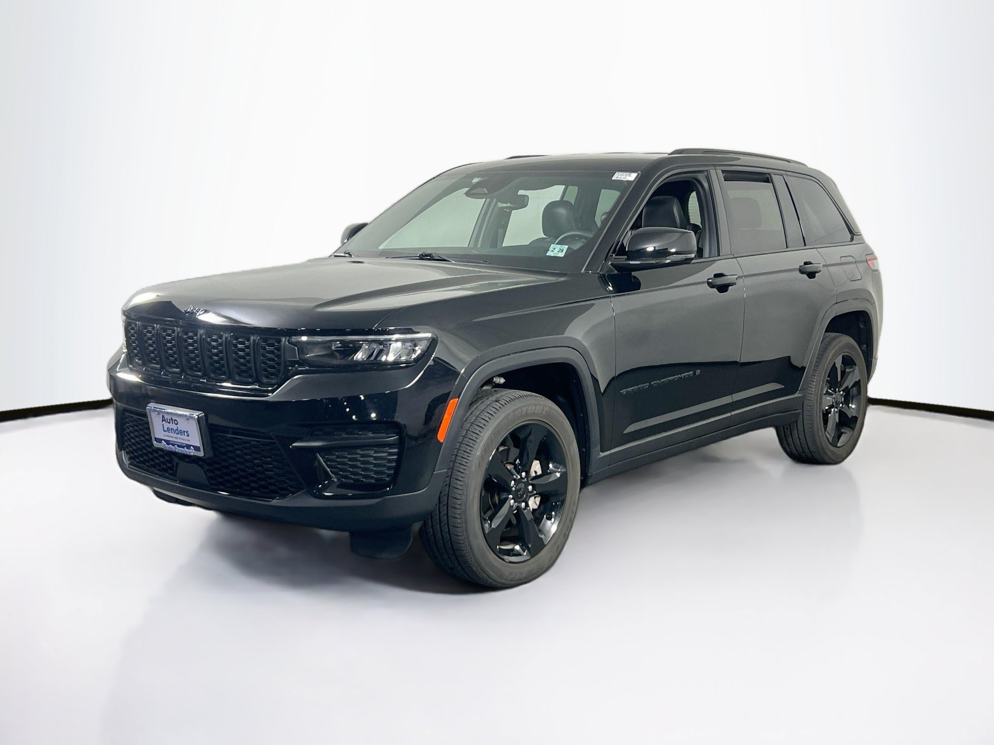 Used 2023 Jeep Grand Cherokee Altitude