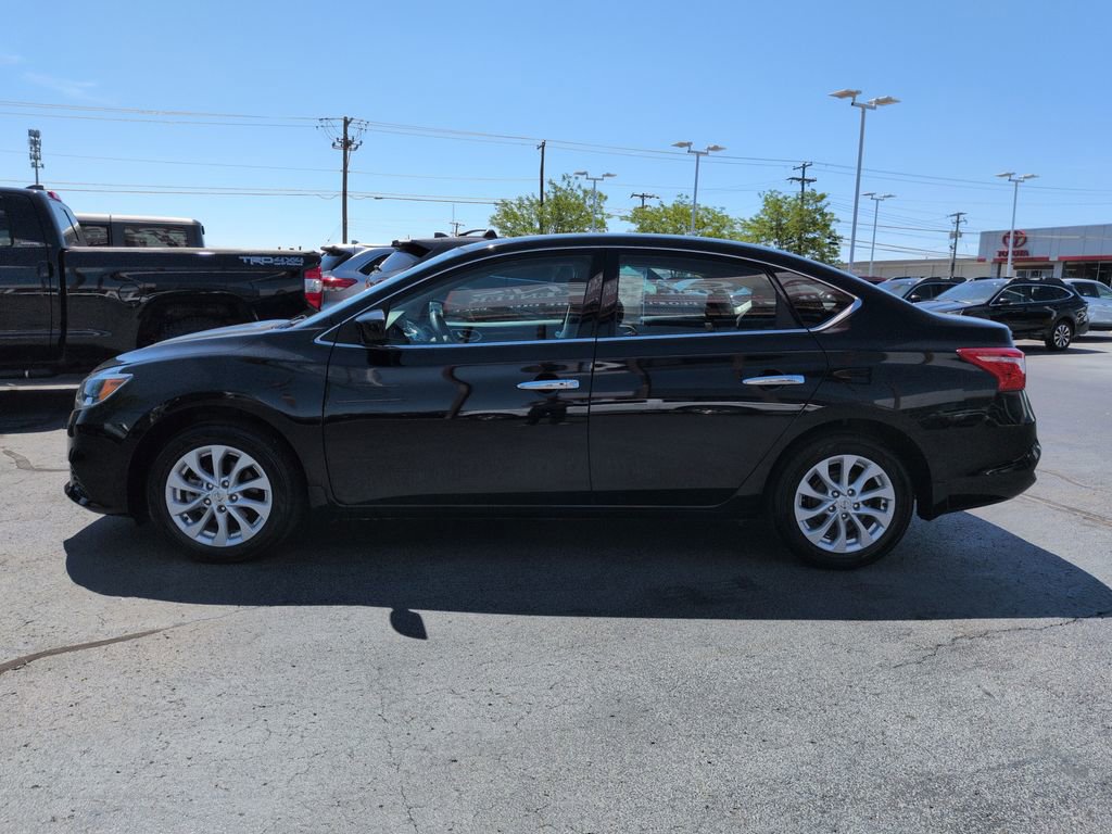 Used 2018 Nissan Sentra SV w/ Premium Package (P01) image 2