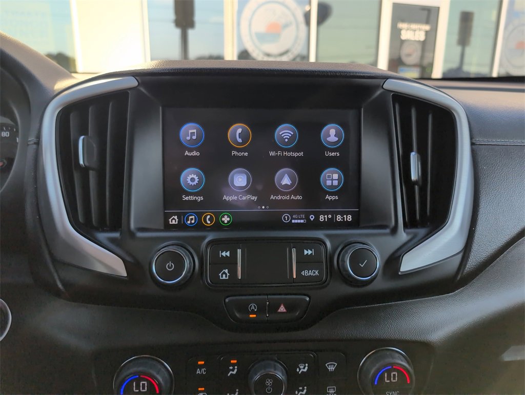 Used 2024 GMC Terrain SLT image 22