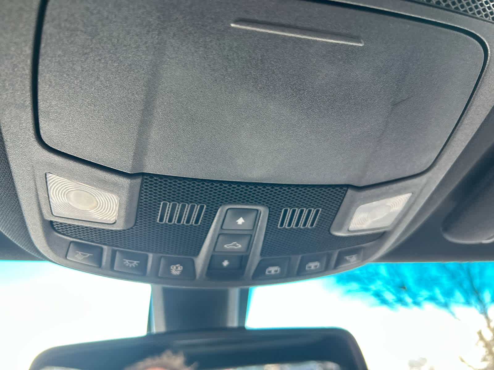 Used 2016 Lincoln MKX Select w/ Select Plus Package AWD/4WD image 28